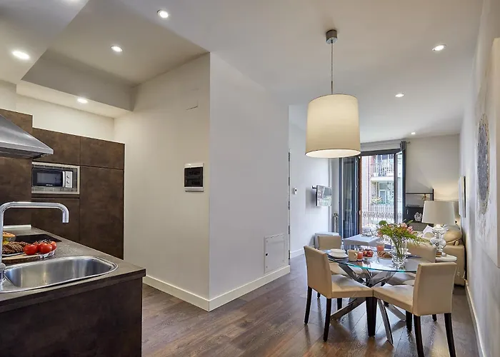 Bbarcelona Rogent Flats * برشلونة